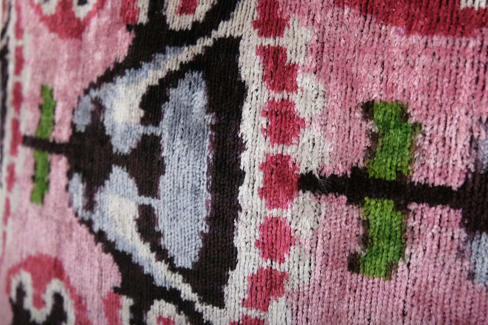 Handmade Pink Silk Ikat Velvet Pillow Cover   Set Of Two Luxury Home Decor Cushion   Pair Unique And Soft Pillowcase 20'' X 20'' photo 150.0