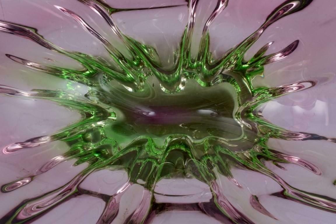 photo furniture Murano, Italy, Colossal Waved Bowl In Green And Purple Art Glass. 1970s.