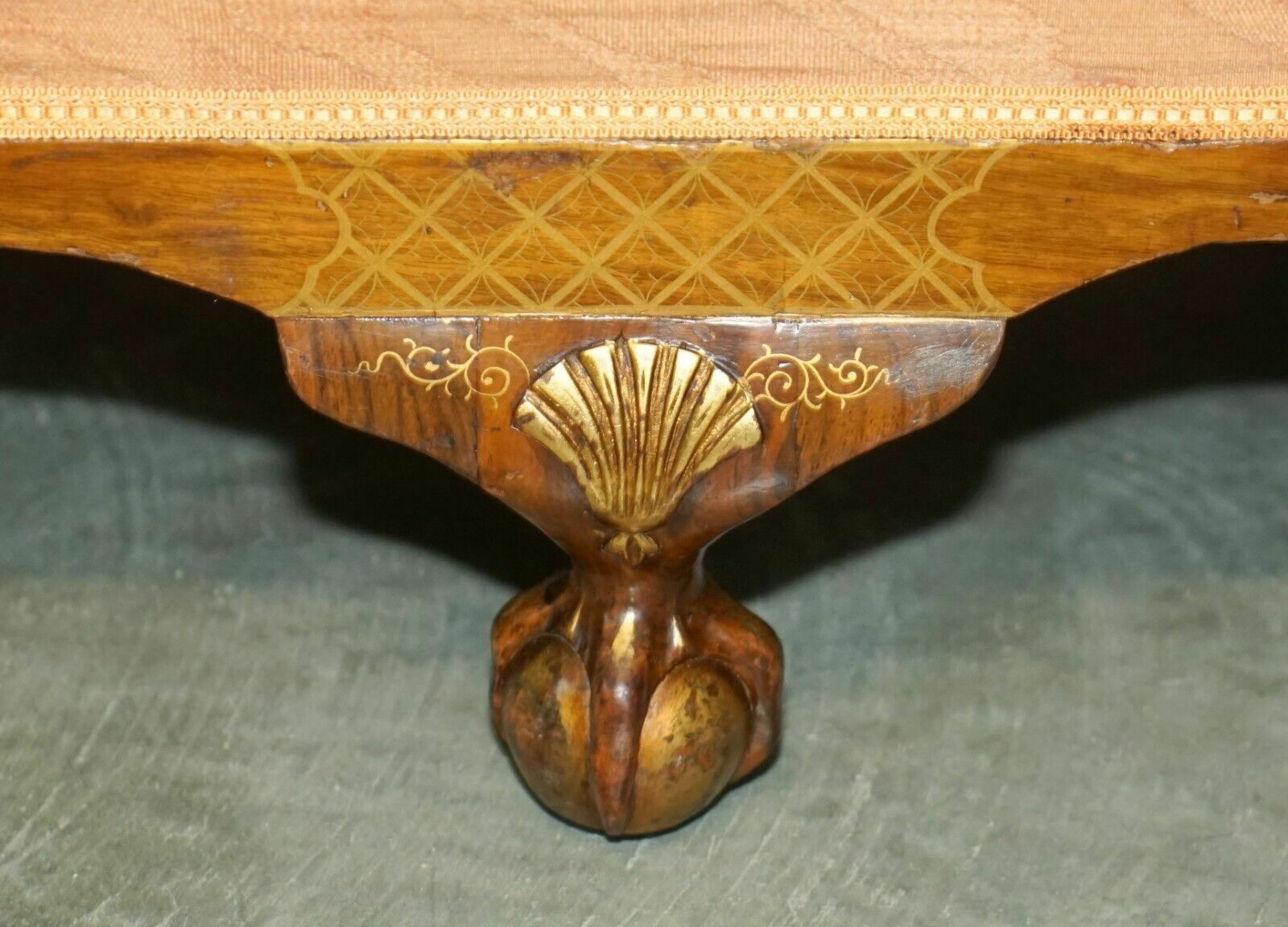 photo furniture 1920's Walnut & Chinoiserie 3 Piece Bergere Sofa Armchair Suite For Restoration