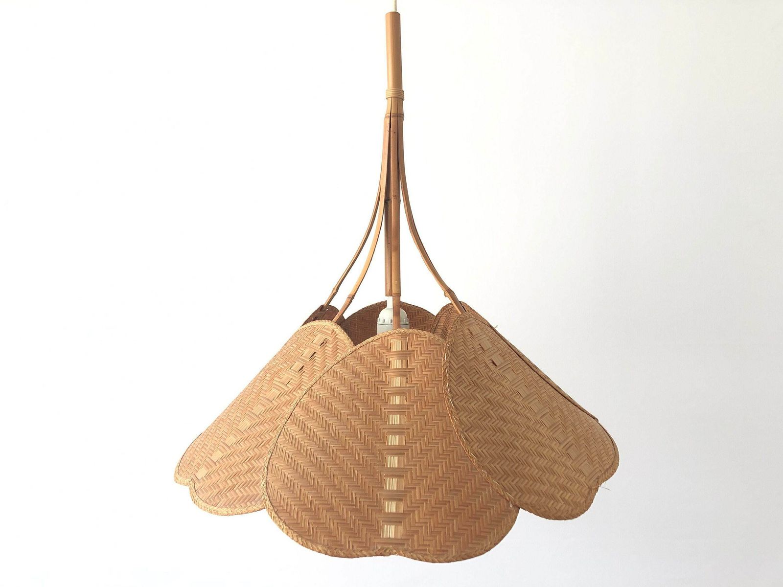 Palmate Leaf Design Wicker And Bamboo Beautiful Pendant Lamp, 1960s, Germany