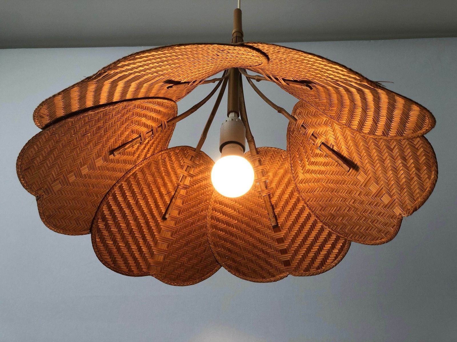 photo furniture Palmate Leaf Design Wicker And Bamboo Beautiful Pendant Lamp, 1960s, Germany