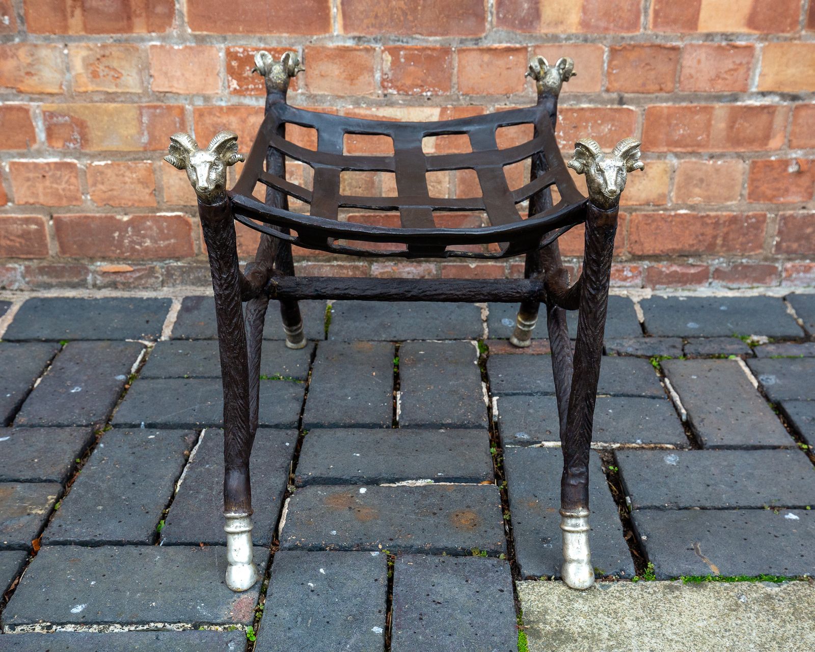 Hollywood Regency Bronze Footstool Ottoman Rams Head Rams Hooves Pouf Maison Jansen Style Country House Classical Curule Savonarola photo vintage