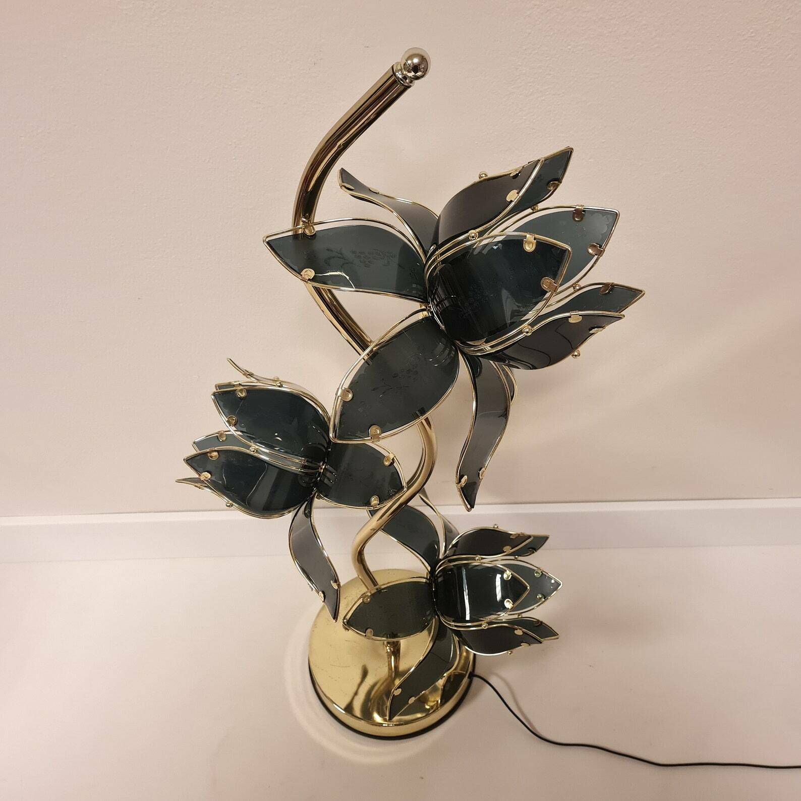 Vintage Hollywood Regency Floor/Wall Etched Glass And Brass Floral Lamp Anthony California Lamp 80s photo vintage