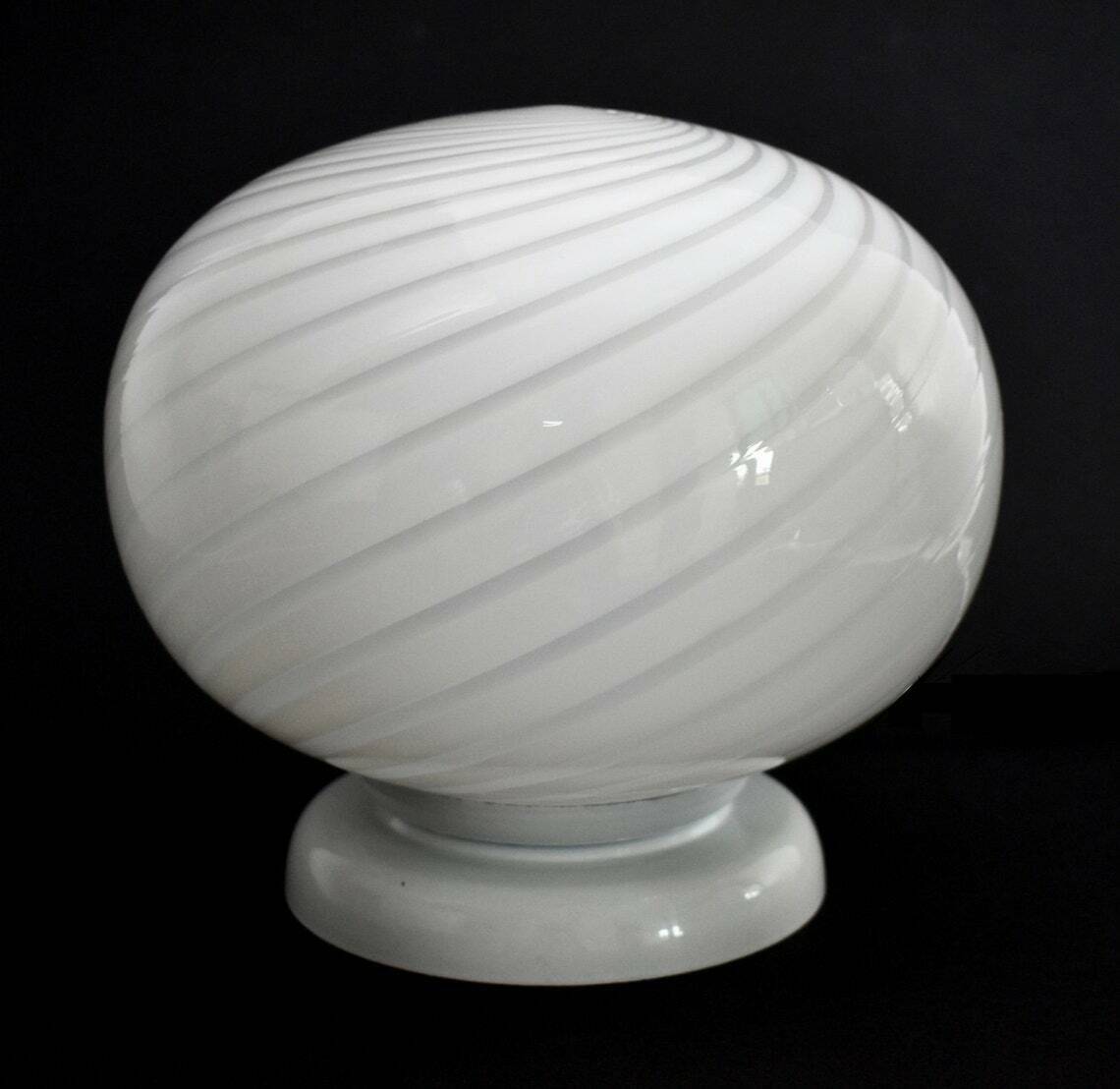 Vintage Italiaanse Swirlglas Tafellamp | Mid Century Modern Wit Glazen Sierlamp Retro | Venini Murano | Mcm Midmod Jaren 1970–1980 |
