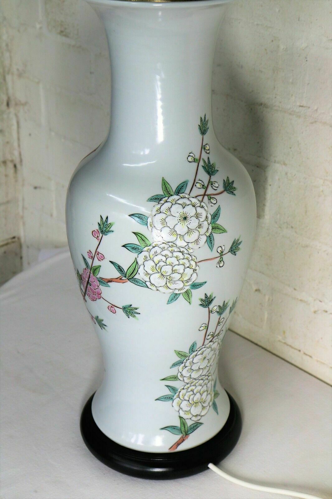 Table Lamp Vintage Large White Kutani Oriental Japanese Ceramic Lamp 1960's Vg photo vintage