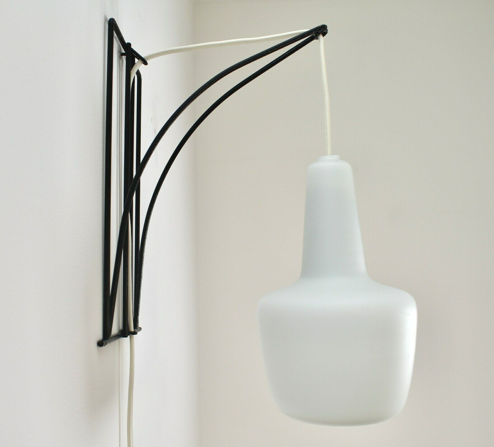 Modernist Wall Sconce Wire Metal Glass | Vintage Mid Century Modern Lamp Light Satined Milk Glass Black | Philips Louis Kalff Dutch Design photo vinterior