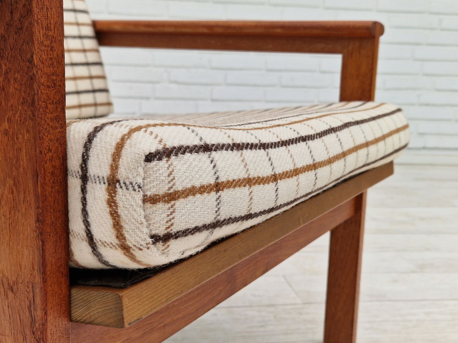 1970s, Danish Design By Illum Wikkelsø, Model Capella For Eliersen Møbler, Teak Wood. photo vinterior