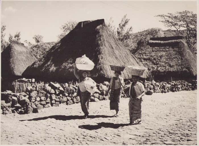 Guatemala, Women, Black And White Photography, Ca. 1960s
