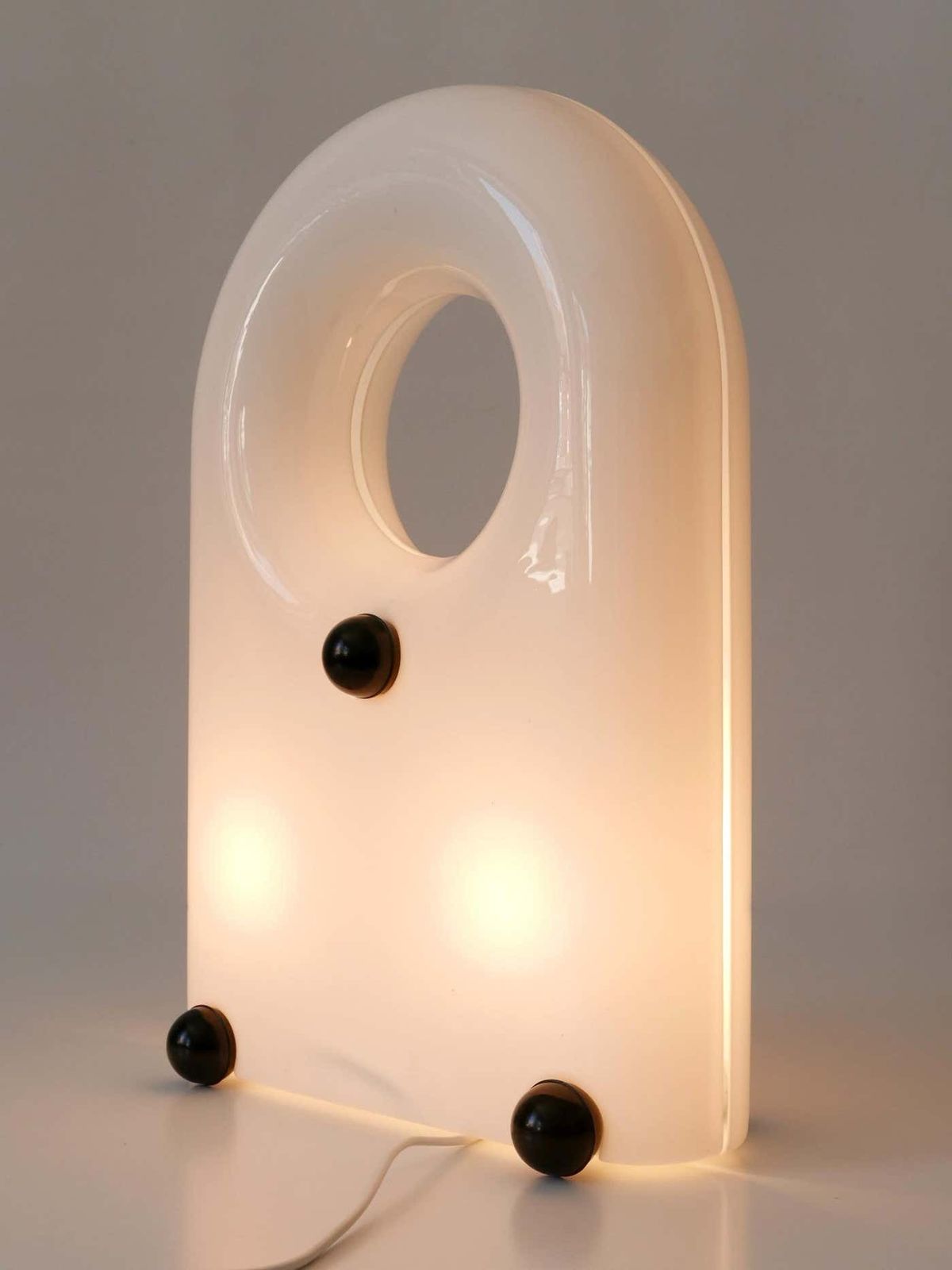 photo vintage Extremely Rare Lucite Table Lamp Or Floor Light By Elio Martinelli 1969 Italy