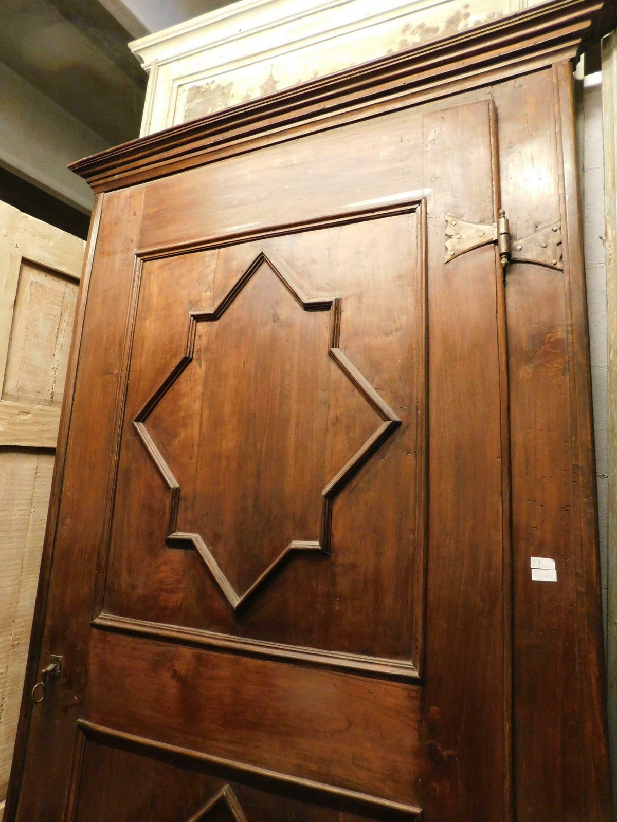 photo furniture N.3 Poplar Interior Carved Doors, Not Identical, Original Iron And Frame, Italy