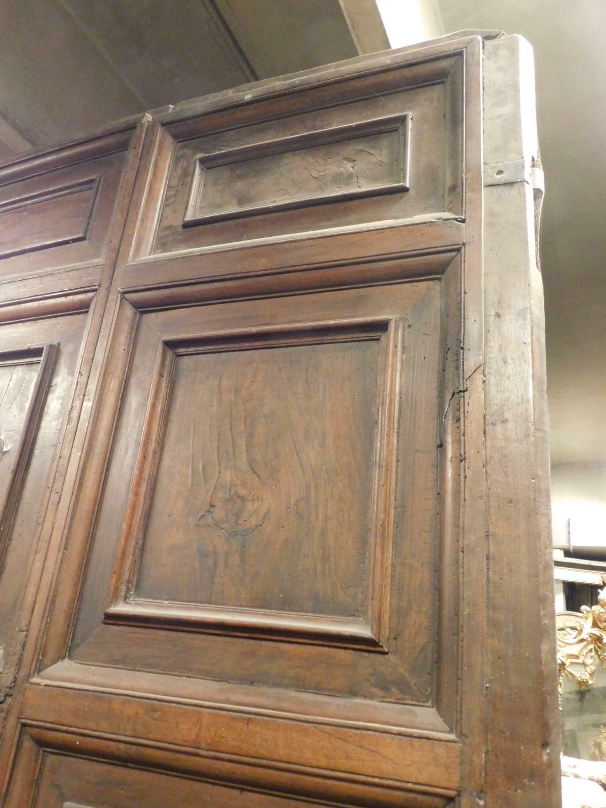 Entrance Double Doors In Carved Walnut Very Thick And Powerful Italy photo vinterior