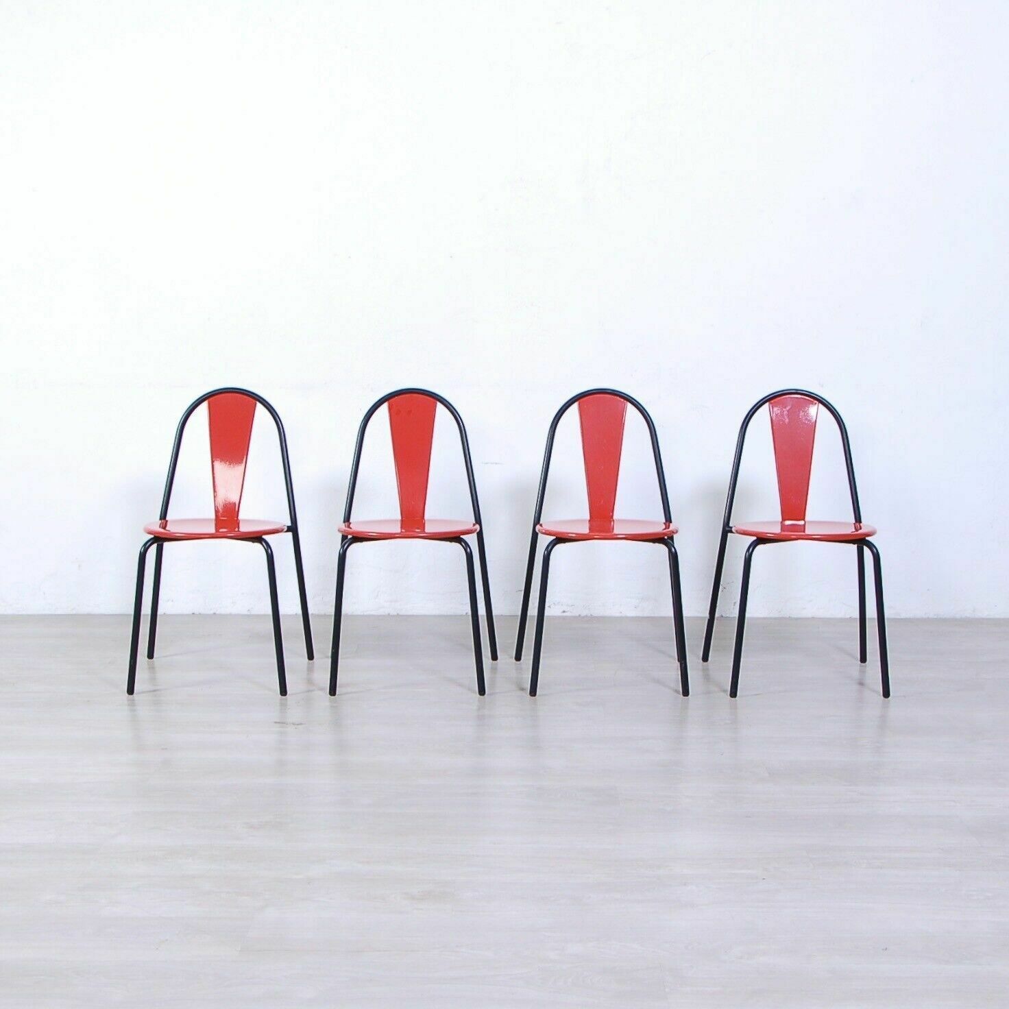 Set Of 4 Postmodern Chairs Design Bonaldo From The 70s In Black Red Metal Vintage Chair photo for sale