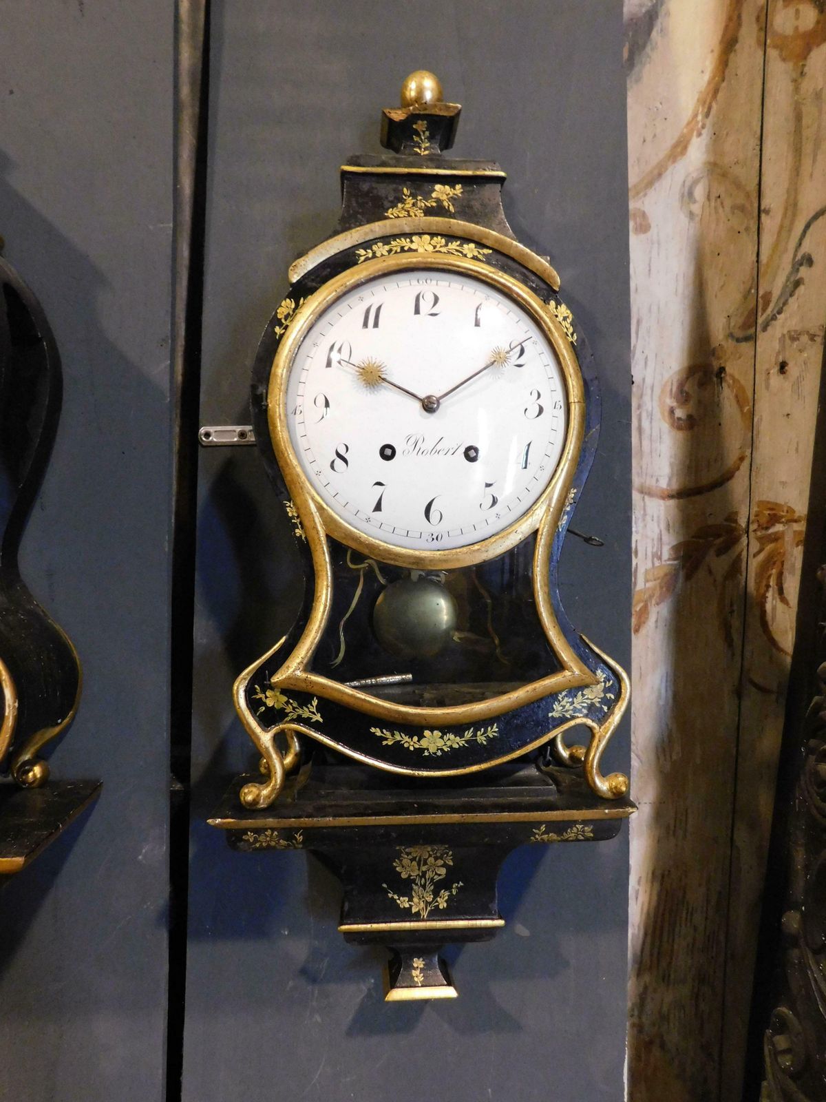 Set N.3 Clocks Ebonised Wood, Profiles And Feet Decorated Gilded Plant Motifs photo Home Decor