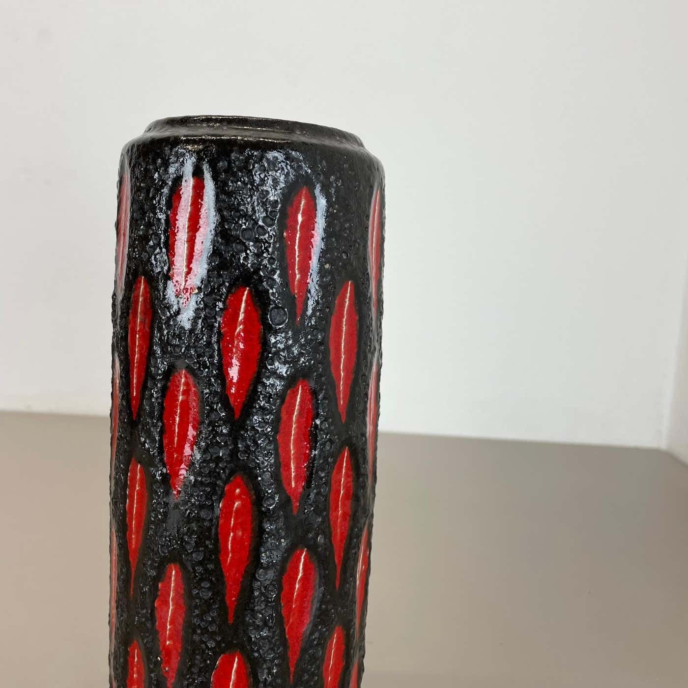 433.0 Extraordinary "Strawberry" Tube Pottery Fat Lava Vase Scheurich, Germany, 1970s photo