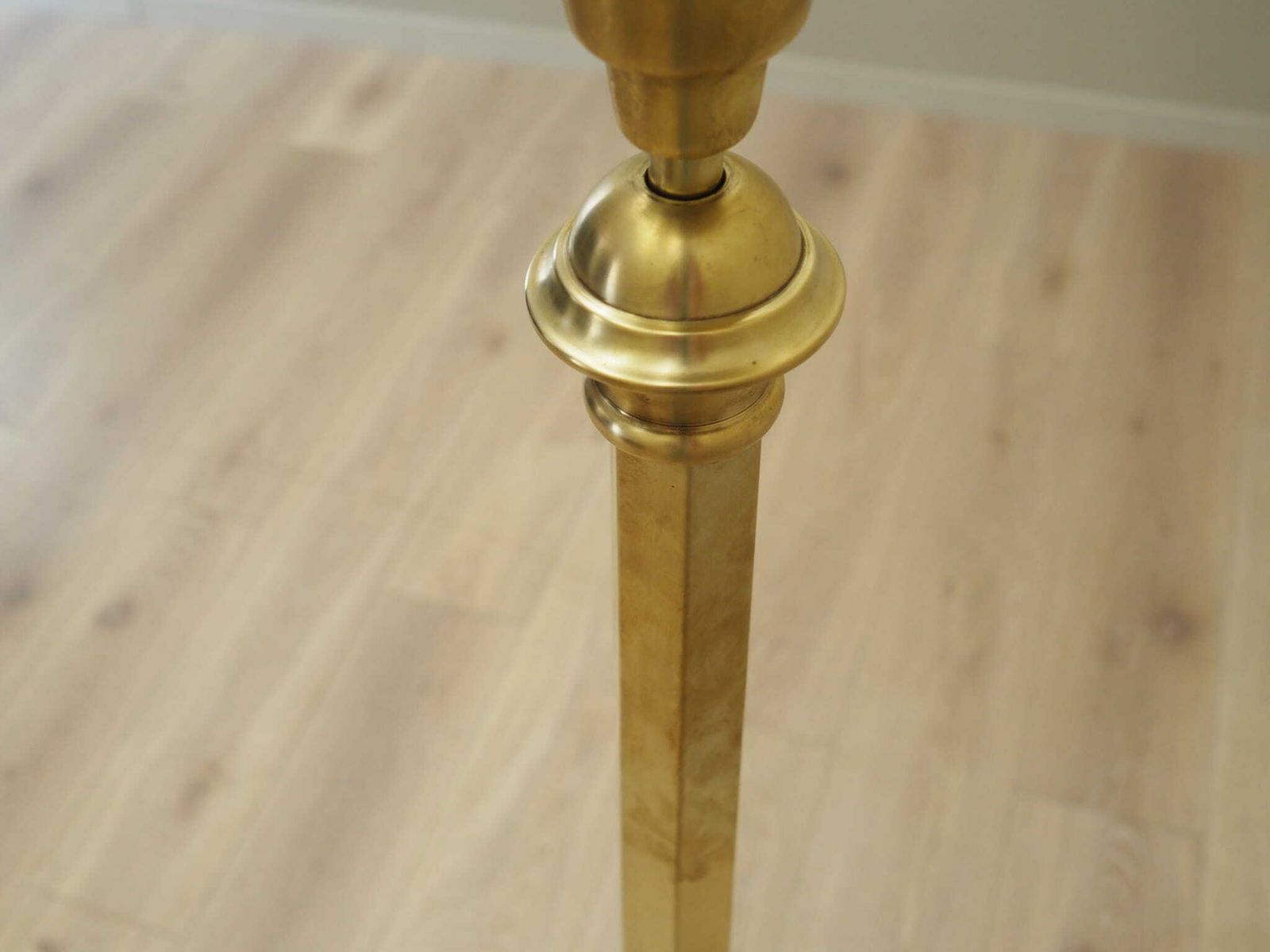 photo furniture Kerosene Lamp, German Design, 1920s, Manufacturer: Ehrich & Graetz