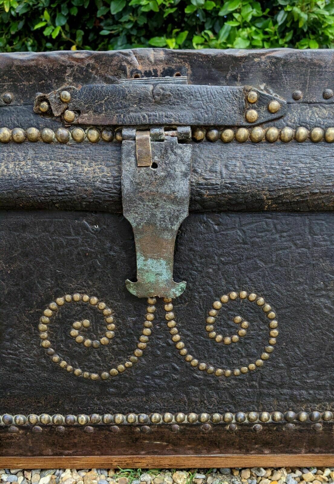 photo furniture Good Regency Studded Leather And Metal Bound Trunk Samuel Pratt