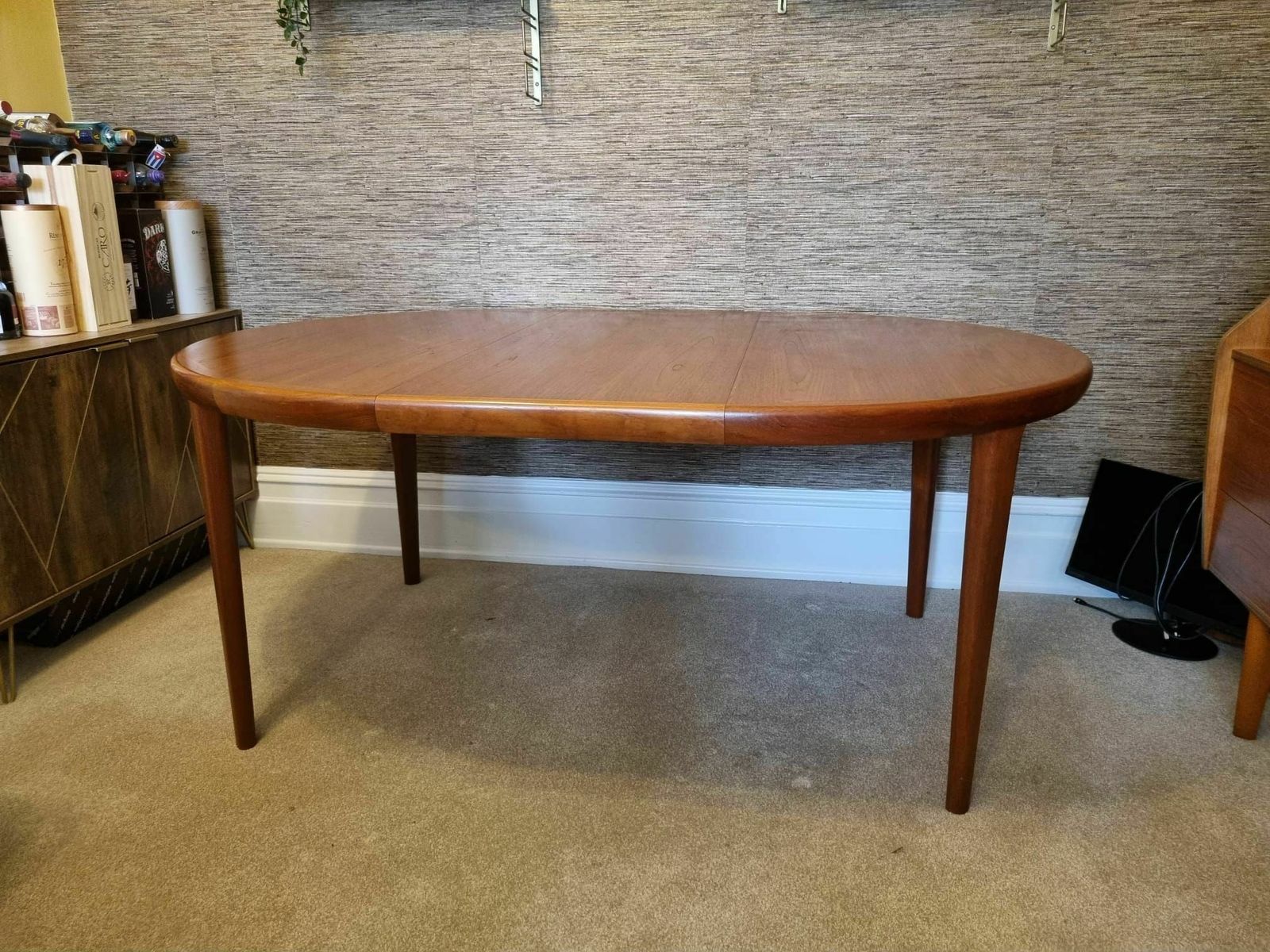 Extendable Vv Mobler Dining Table photo furniture