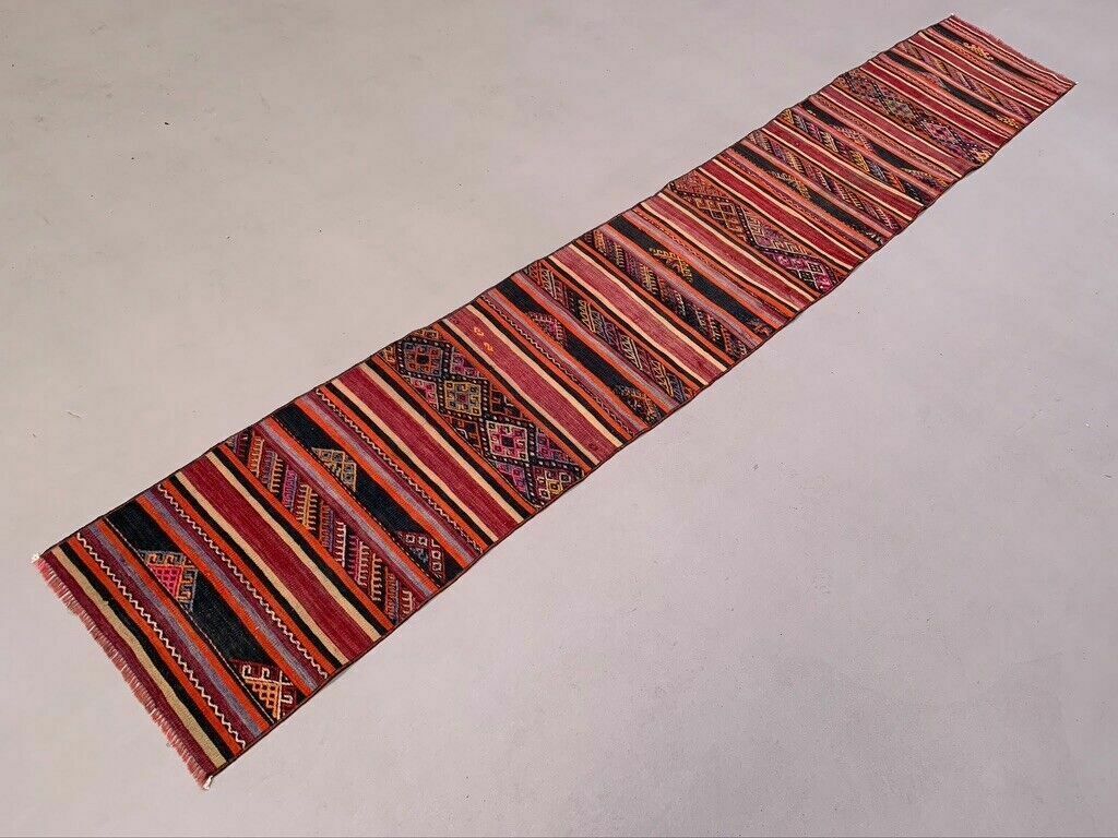 Old Turkish Narrow Kilim Runner 318x50 Cm Shabby Chic, Vintage Kelim photo furniture