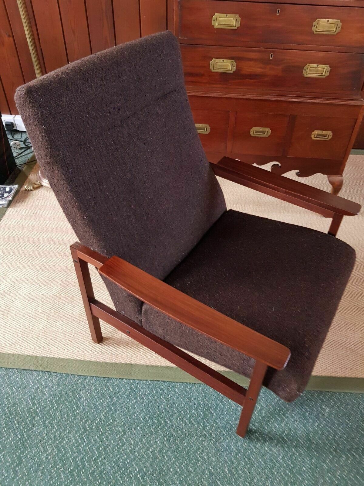 photo vinterior Teak 'Kyoto' Armchair Chair And Two Tables By Guy Rogers. 4 Pieces