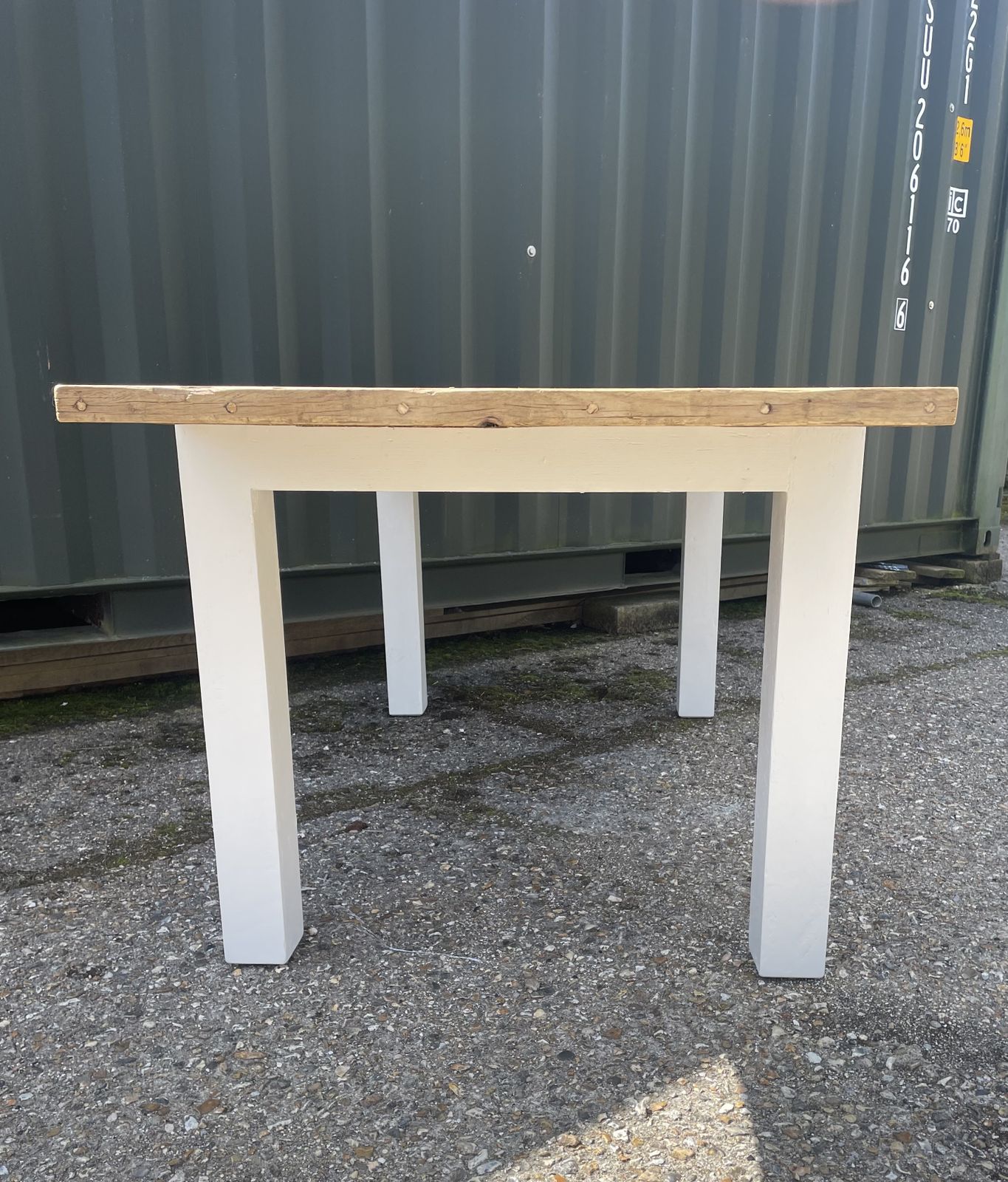 photo furniture Rustic Dinning Table, 21st Century
