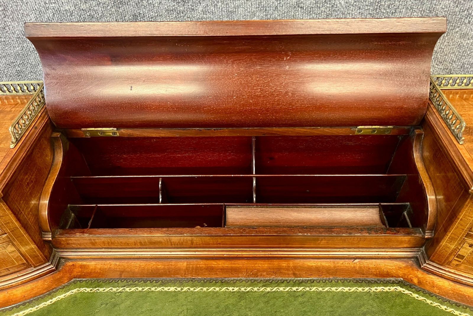Antique Mahogany & Inlaid Carlton House Desk photo Furniture