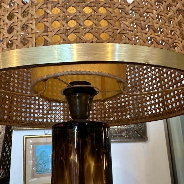 1980s Mid Century Modern Glass Italian Table Lamp With Vienna Straw Lampshade photo vintage