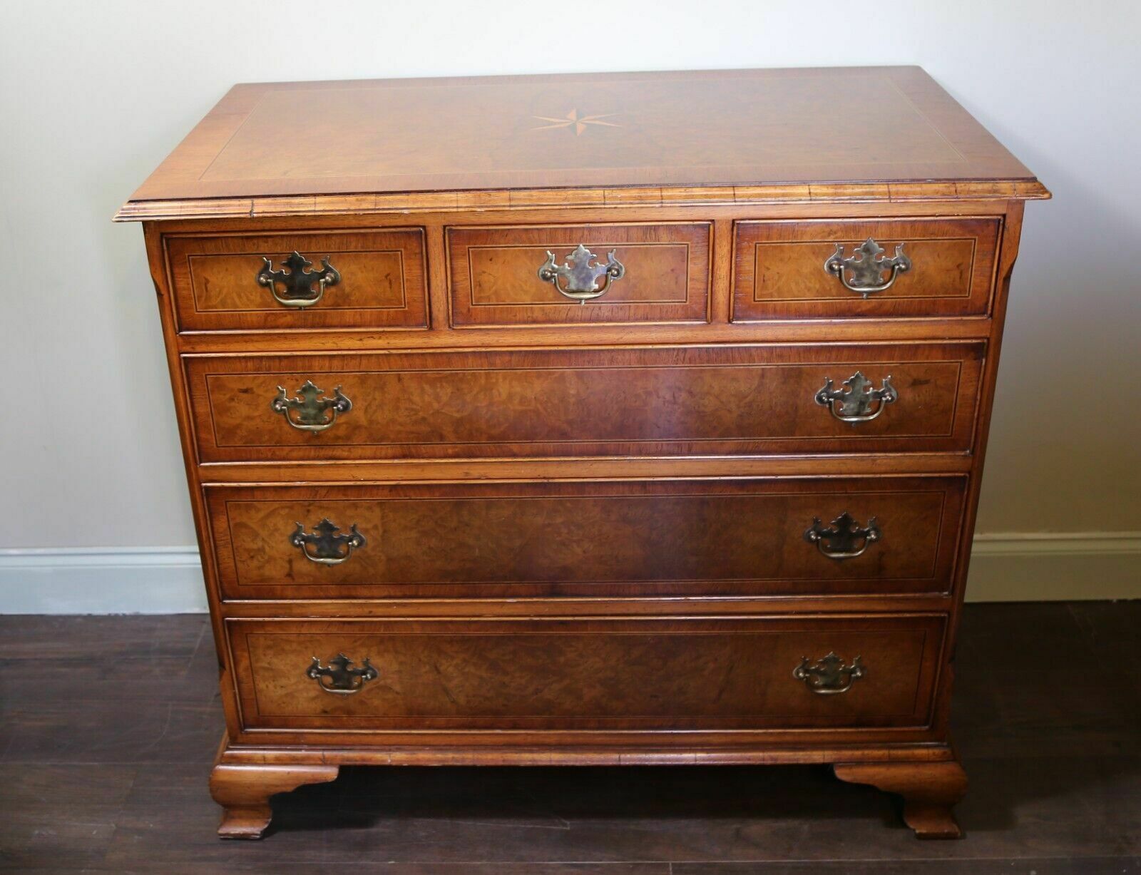 Georgian Style Burr Elm Chest Of Drawers photo 650.0