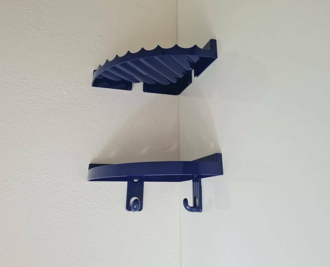 Vintage Mid Century Set Van 2 Badkamer Wandhoekplanken Met 2 Haken In Kunststof, Jaren 90 photo vinterior
