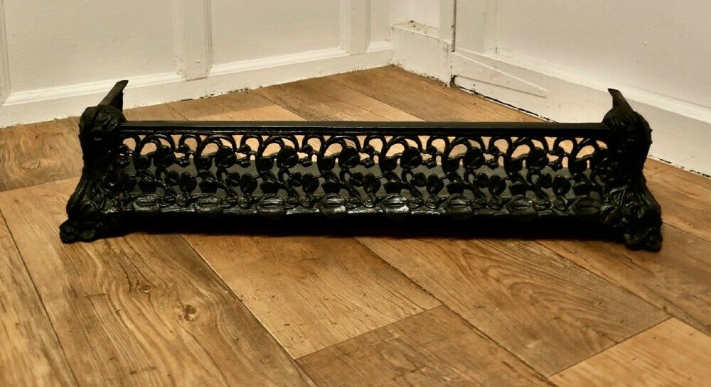 Art Nouveau Cast Iron Colebrookdale Style Fender Or Dog Grate