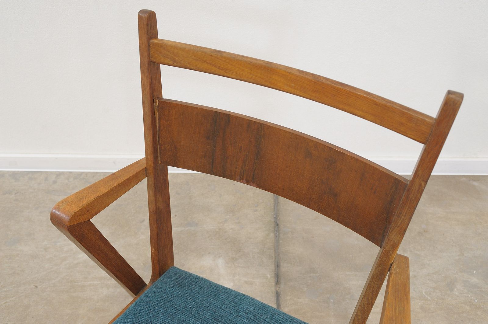 photo buy Pair Of Czechoslovak Vintage Bentwood Chairs By Jitona, 1970´S