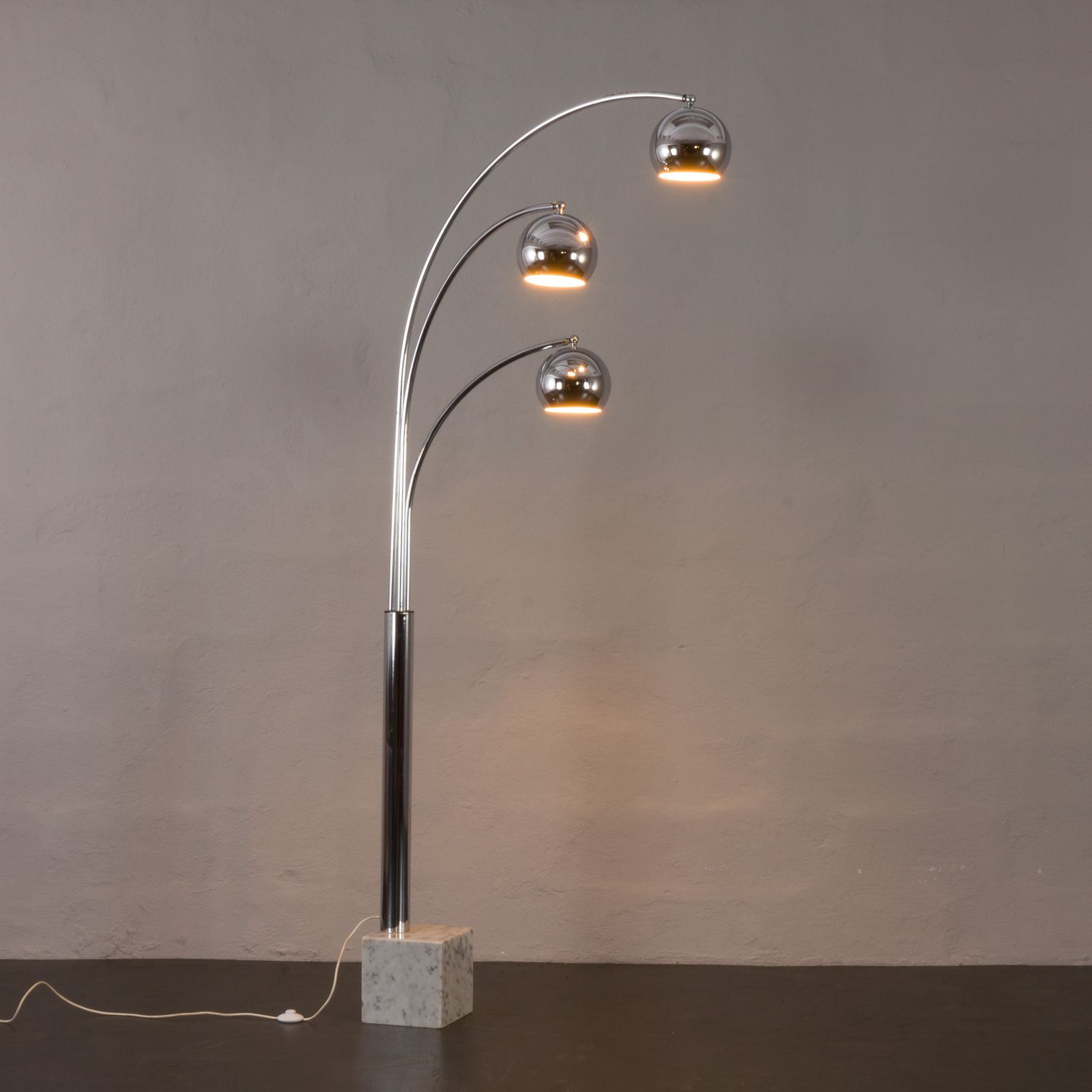 Goffredo Reggiani Swivelling Floor Lamp With Carrara Marble Base, Italy 1970s photo furniture