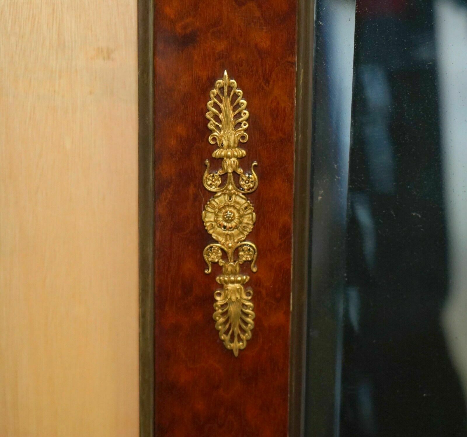 photo furniture Sublime Antique 1860 Burr Walnut & Gilt Brass Louis XVI French Empire Mirror