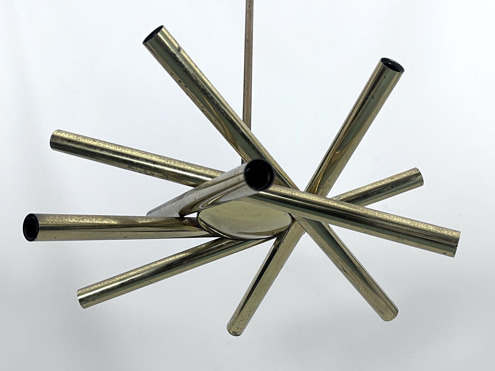 Mid Century Modern 12 Lights Brass Chandelier By Stilnovo. Italy 1960s