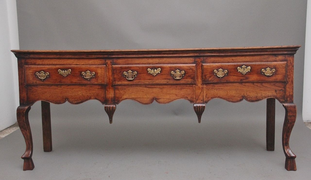 Early 18th Century Oak Dresser Base From The Georgian Period