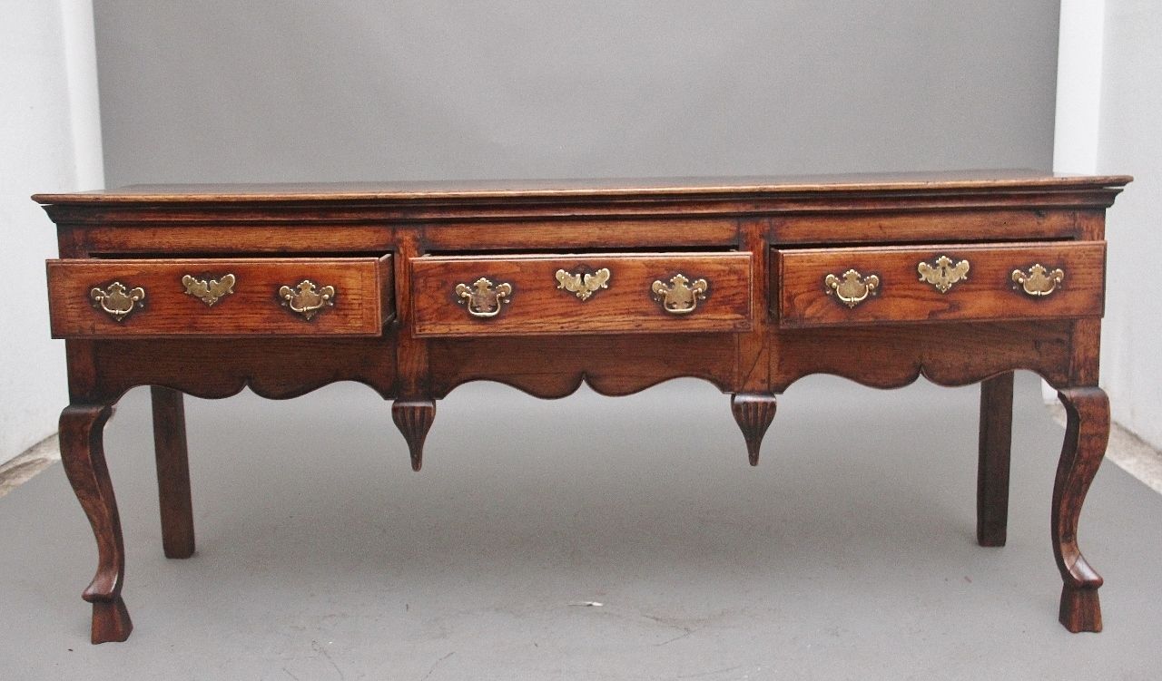 Early 18th Century Oak Dresser Base From The Georgian Period photo furniture