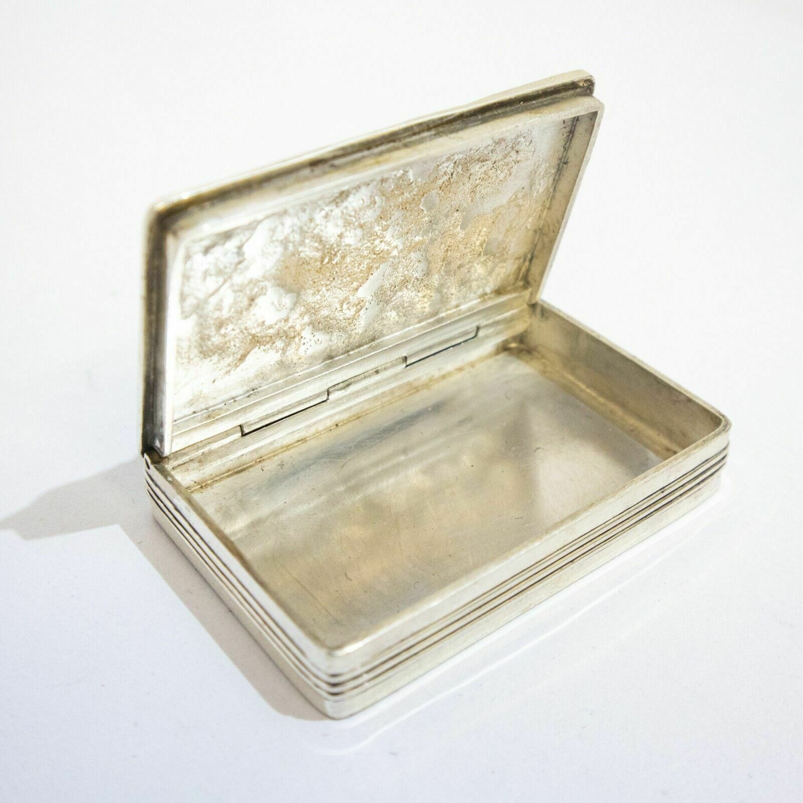 Unusual Snuff Box With Hunting Scene photo Home Decor
