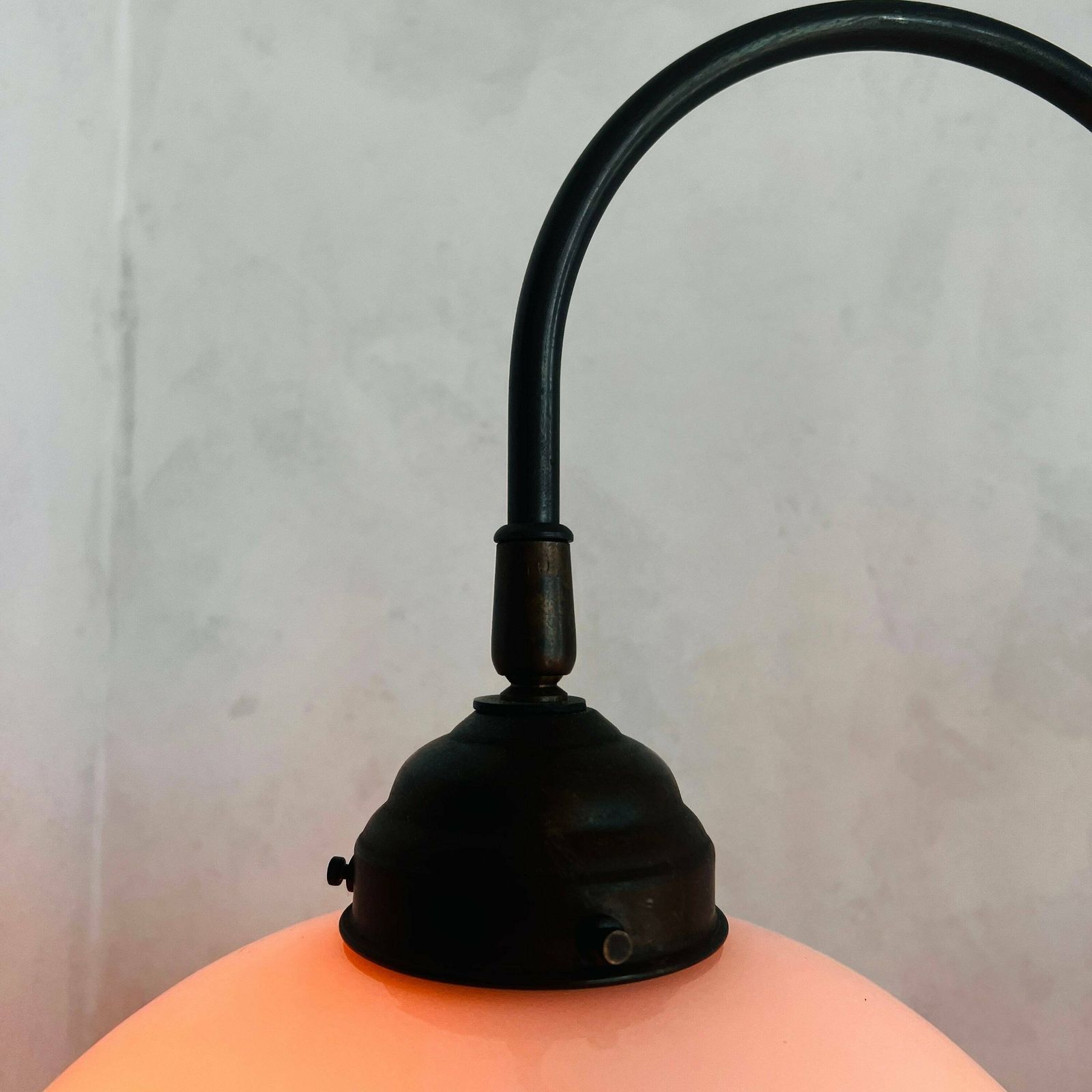 Vintage Art Deco Staande Lamp, Vloerlamp, Messing Lamp, 2 Melkglazen Kappen Met Franje, Jaren 70 Vintage Lampen photo 1263.0