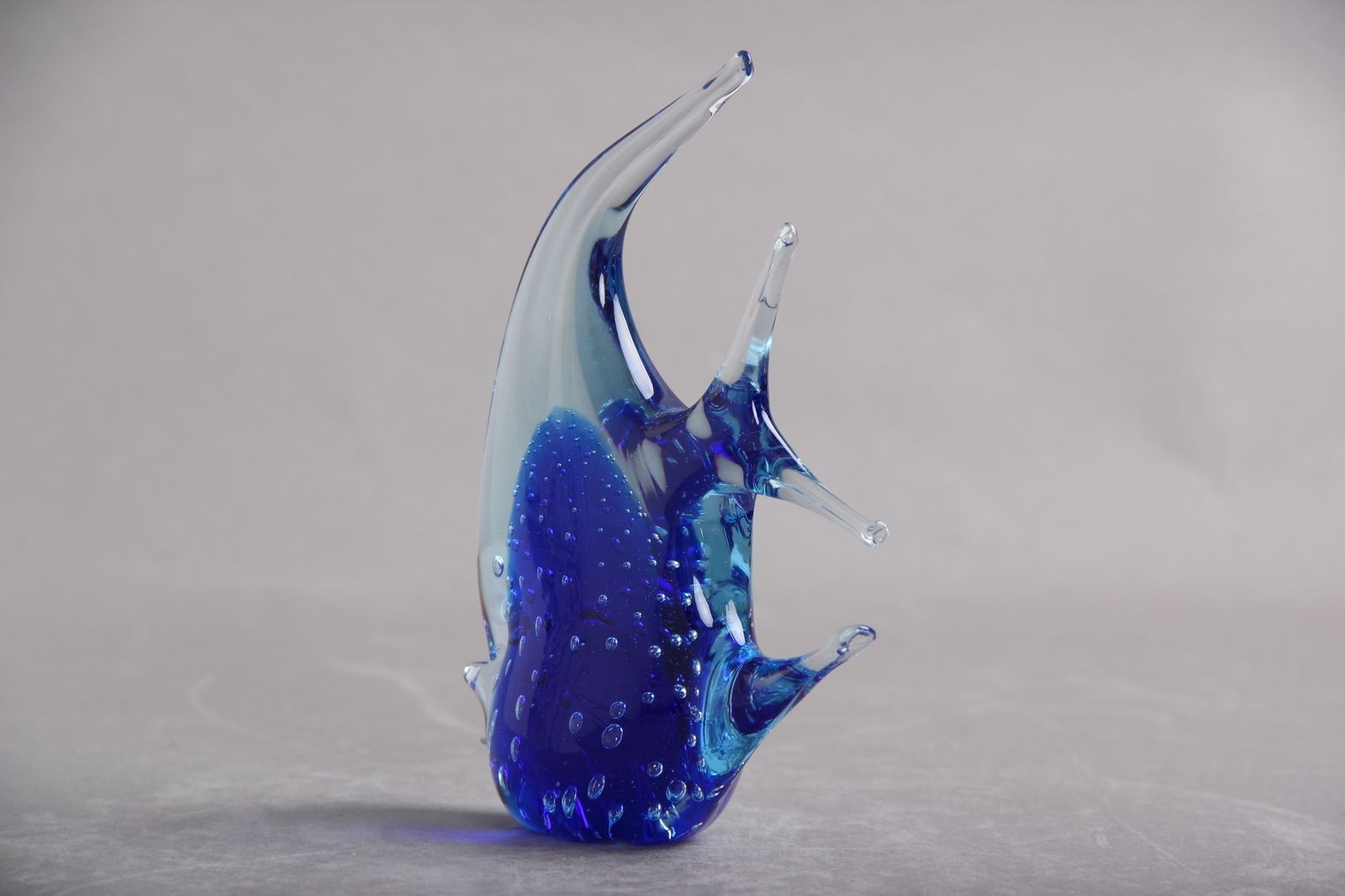 Blue Glass Fish, Fish Species Scalare In Dark Blue And Ice Blue Handmade Glass, Italian 1970s Modern photo vinterior