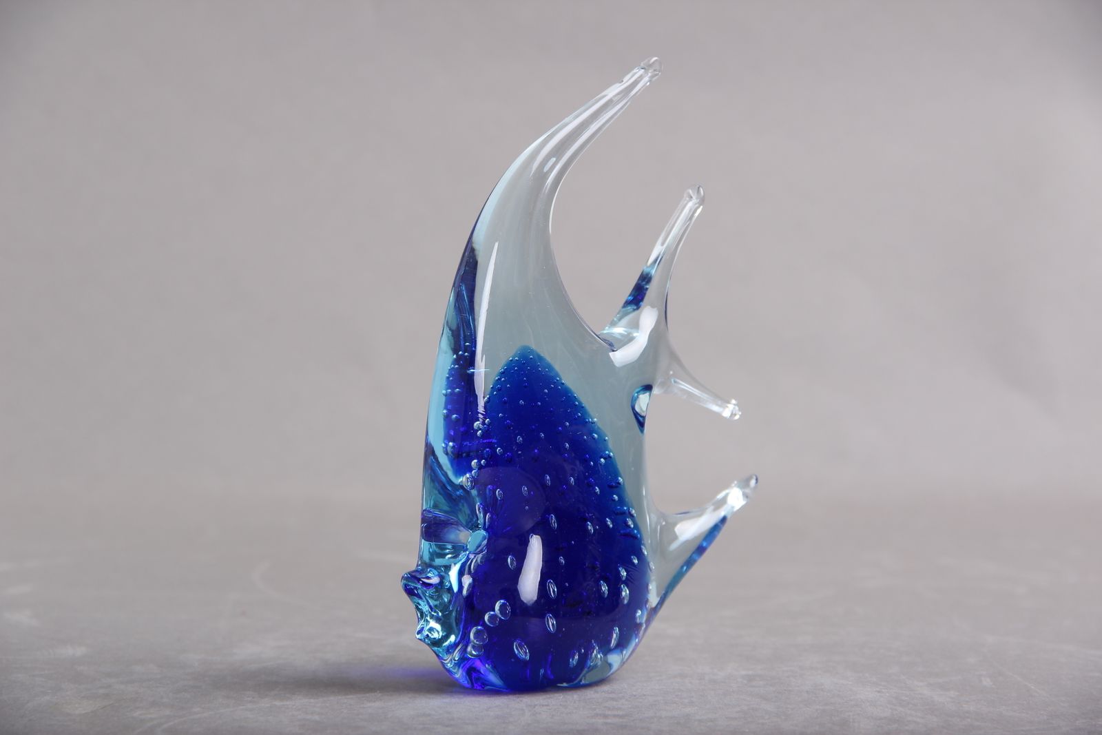 Blue Glass Fish, Fish Species Scalare In Dark Blue And Ice Blue Handmade Glass, Italian 1970s Modern