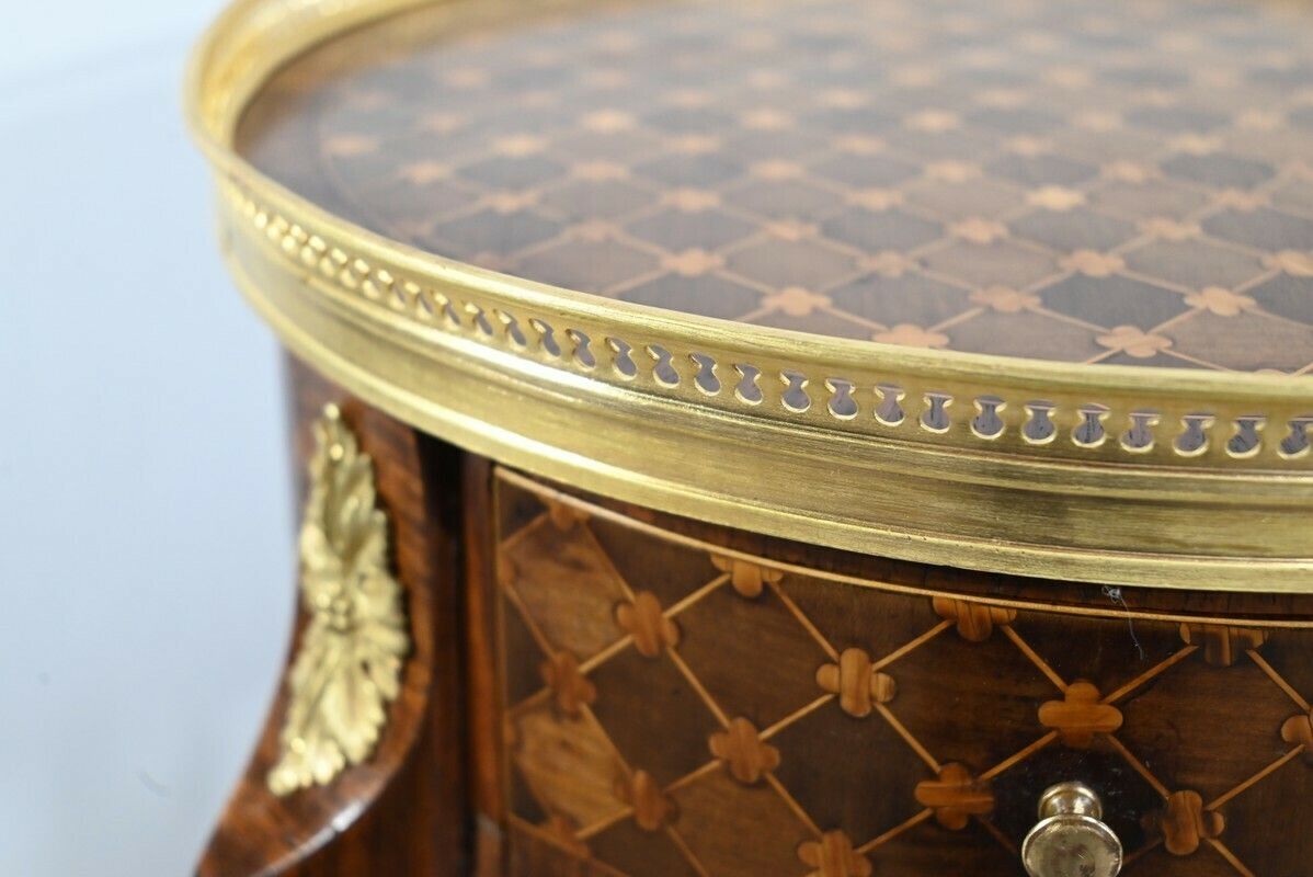 photo furniture Small Living Room Table In Rosewood And Mahogany, Louis XV/Louis XVI Style, Early 20th Century