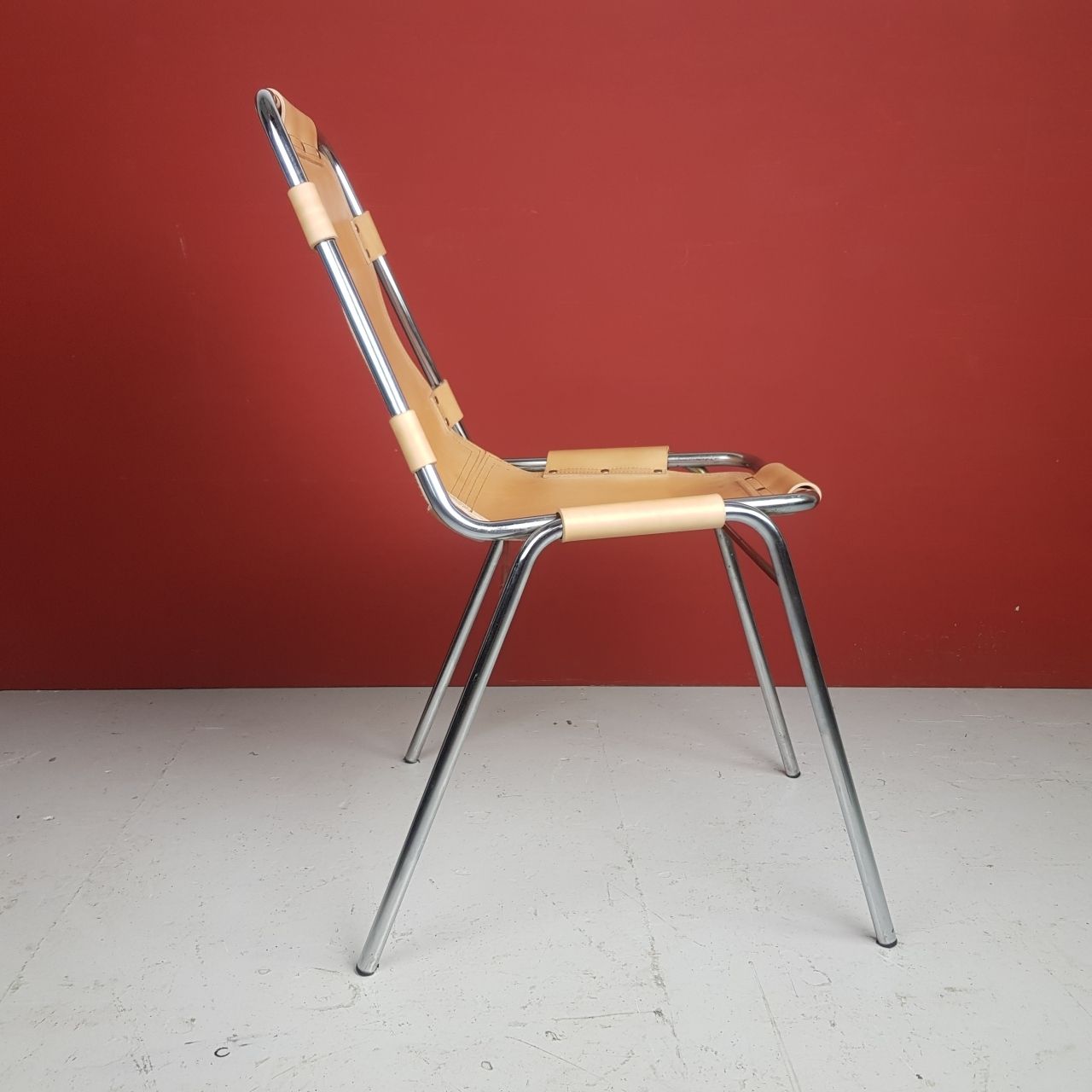 1960s Brown Leather Charlotte Perriand Les Arcs Chair photo vintage