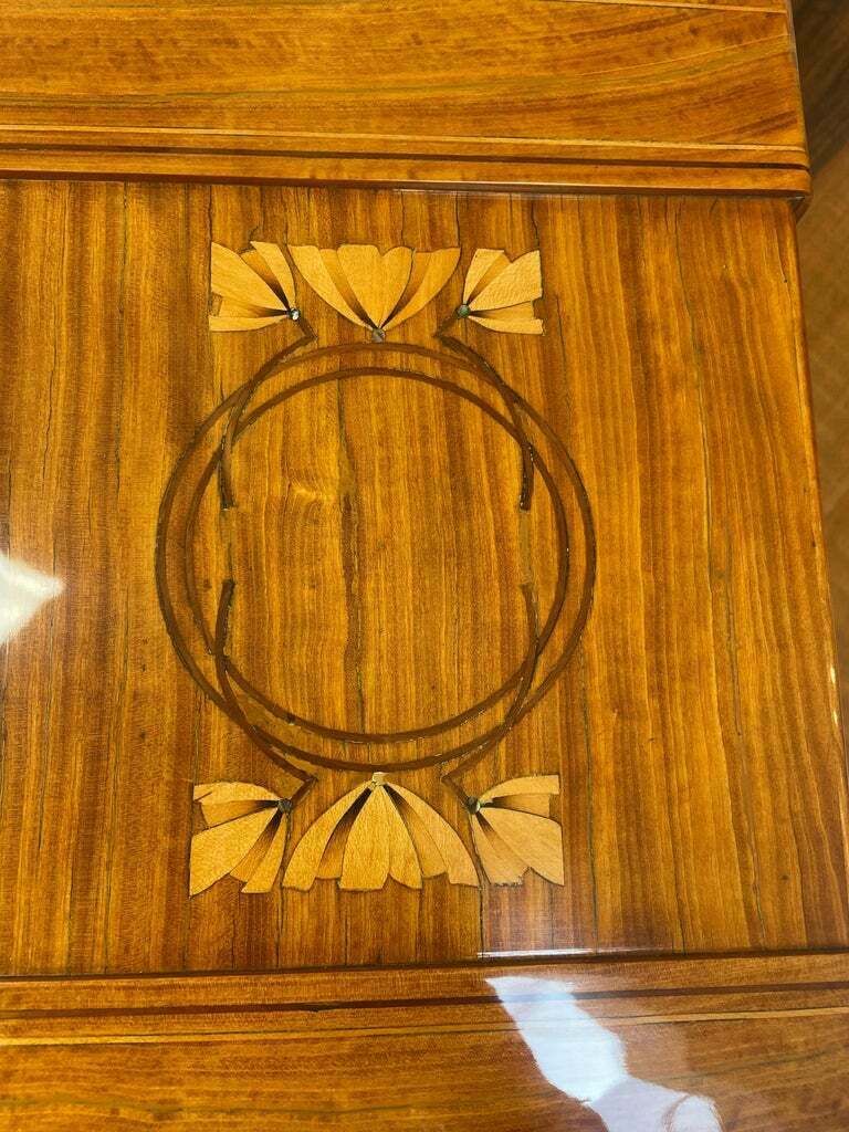 Large Italian "Liberty" Wooden Chest In Wood & Mother Of Pearl photo vintage