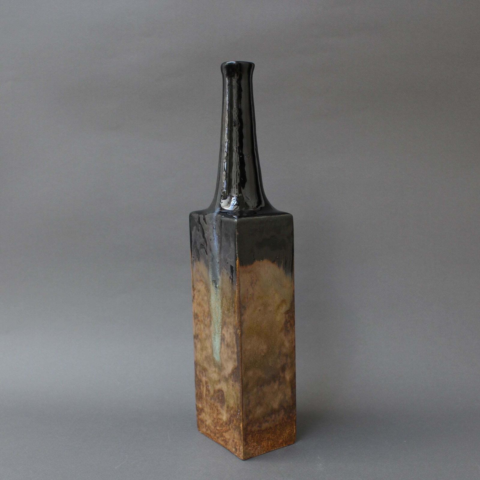 Ceramic Vase By Bruno Gambone (Circa 1980s) photo vinterior