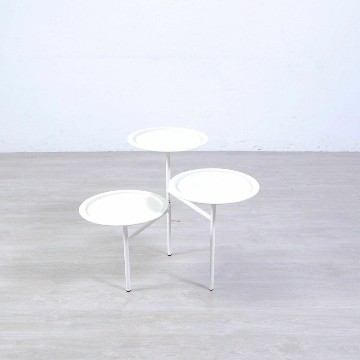 Particular Three Storey White Steel Calder Coffee Table Design K Grcic For Driade photo 185.0