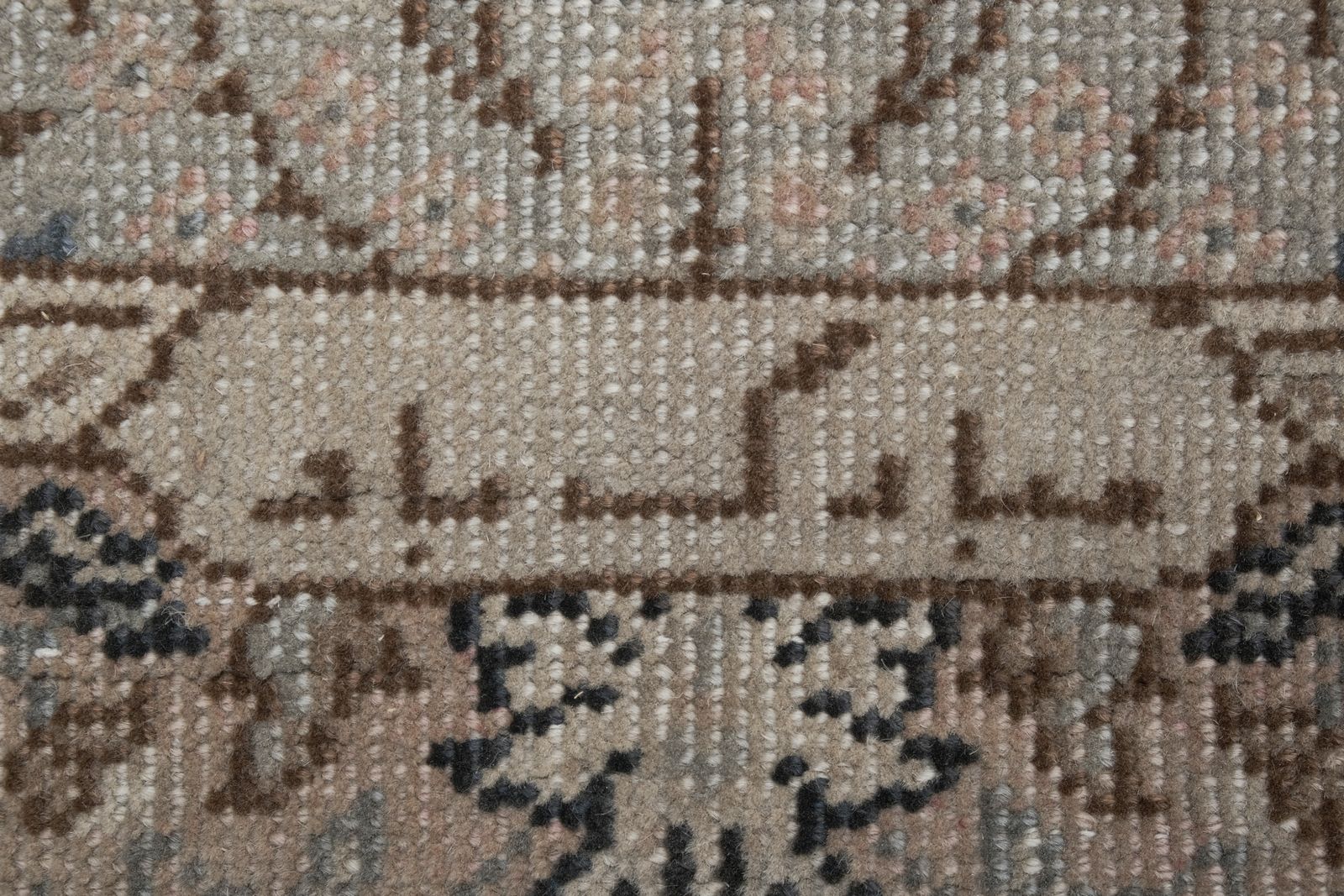 photo vintage Mid 20th Century Vintage Turkish Long Runner   Floral Stair Carpet 2'7" X 24'7"