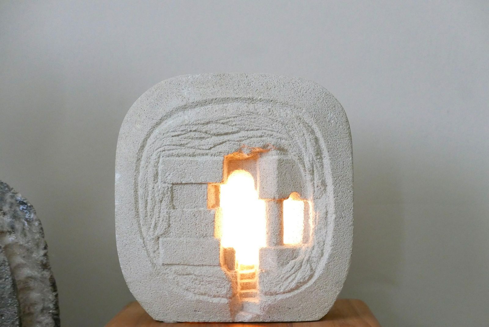 French Architectural And Sculptural Stone Lamp By Arsène Galisson, 1960s / Table Lamp, Carved, Column, Architecture photo Lighting