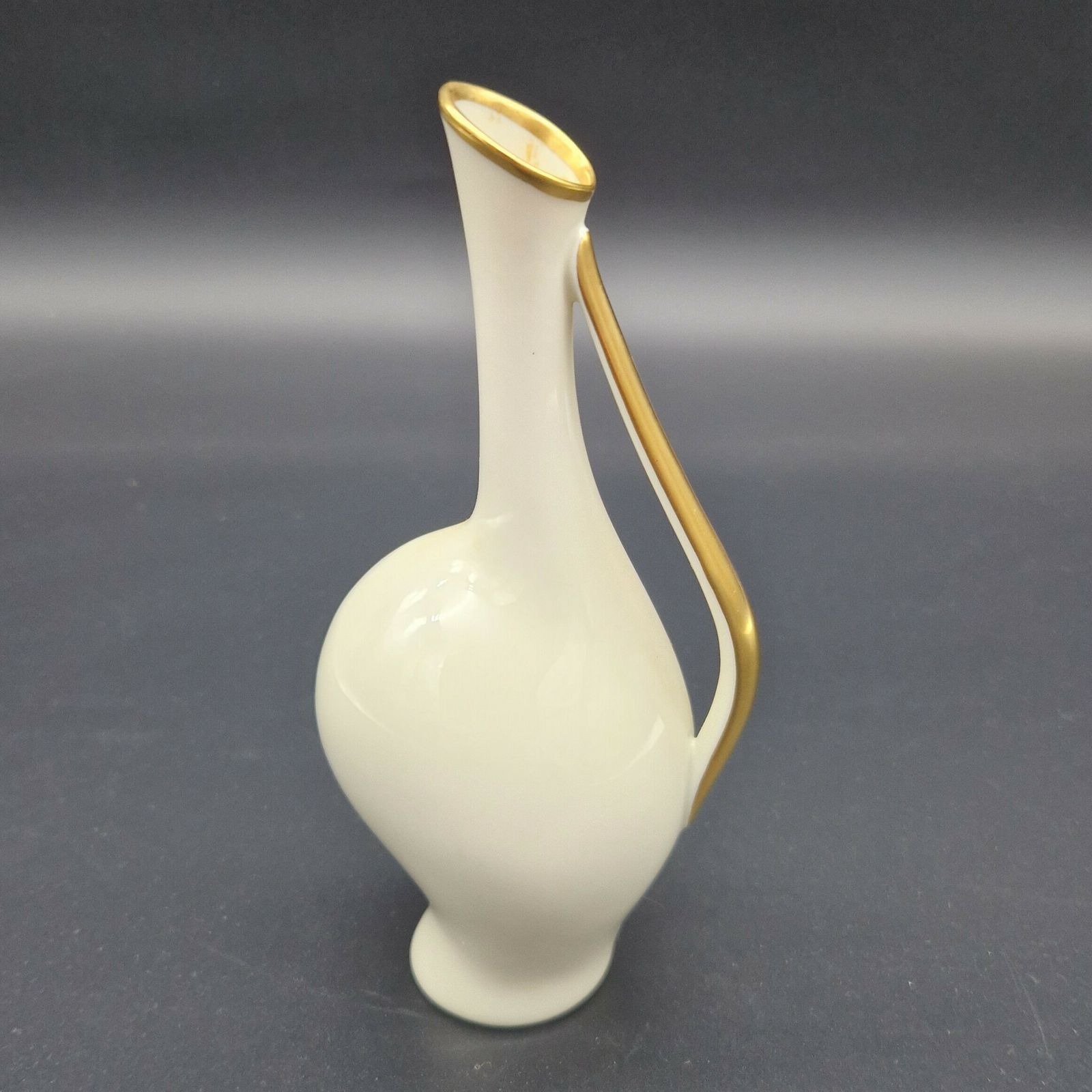Porcelain Vase "Schwangere Luise" By Fritz Heidenreich For Rosenthal. 1950 photo 200.0