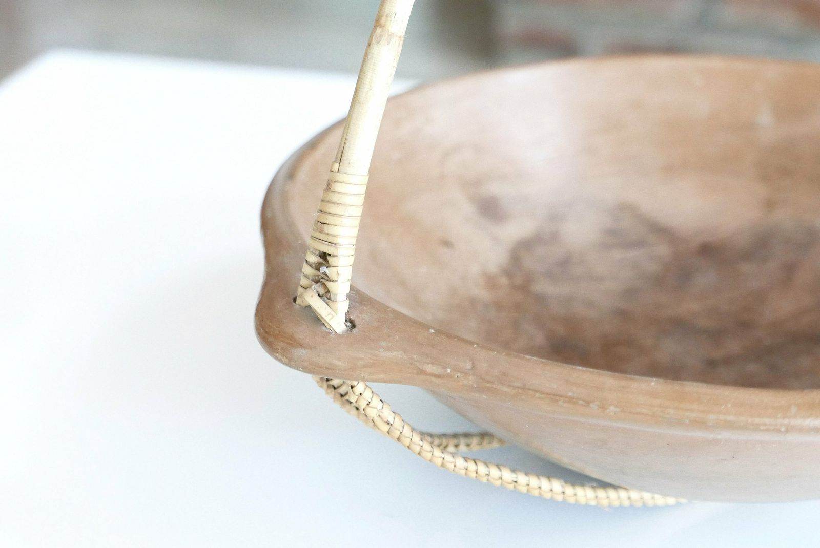 Large Terracotta Centerpiece, Rattan Handle, 1970s / Pottery, Boho Chic Kitchen, Folk Decoration, Large Bowl, Dish, Basket photo 53.0