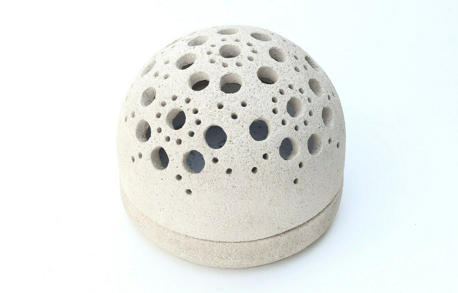 French Ceramic Dome For Candles, Années 60 / Sculpture, Tealight Photophore White Ceramics