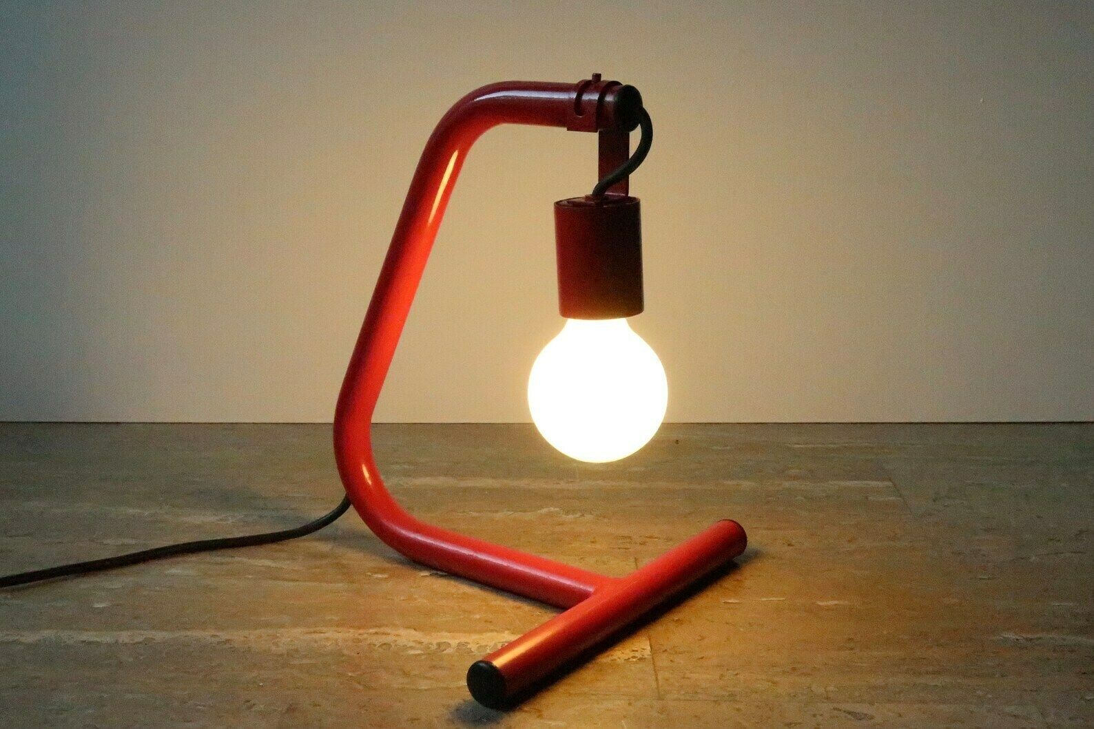 Red Tubular Table Lamp, 1980s / Primary Colors, Loft, Industrial, Design, Italy, Italian photo vinterior